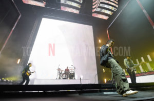 The 1975, First Direct Arena, Leeds, TotalNtertainment, Music, Review, Stephen Farrell