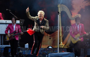 Rod Stewart, Bolton, Review, TotalNtertainment, Music, Stephen farrell