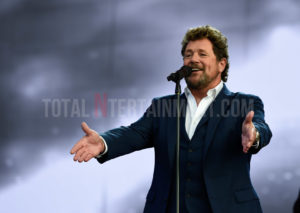 Michael Ball, Lytham, Music, TotalNtertainment, Stephen Farrell, Review, Hollywood Proms
