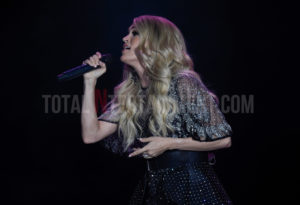 Carrie Underwood, Music, review, TotalNtertainment, Manchester, Stephen Farrell