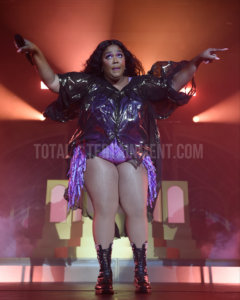 Lizzo, Manchester, Victoria Warehouse, TotalNtertainment, Stephen farrell, Review, Music