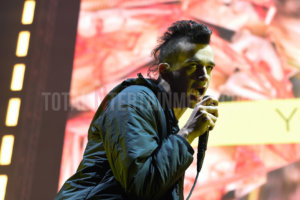 The 1975, First Direct Arena, Leeds, TotalNtertainment, Music, Review, Stephen Farrell