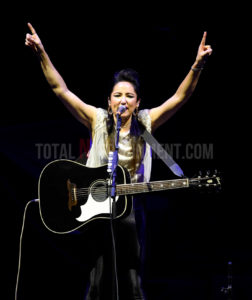 KT Tunstall, Manchester, Stephen Farrell, Music, Review, TotalNtertainment