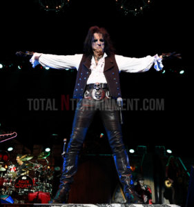 Alice Cooper, Manchester, Tour, Music, review, TotalNtertainment, Stephen Farrell