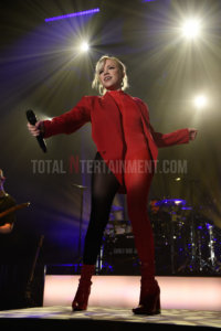 Carly Rae Jepson, Music, Review, TotalNtertainment, Victoria Warehouse, Stephen Farrell