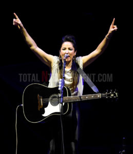 KT Tunstall, Manchester, Stephen Farrell, Music, Review, TotalNtertainment