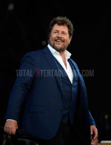 Michael Ball, Lytham, Music, TotalNtertainment, Stephen Farrell, Review, Hollywood Proms