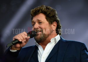 Michael Ball, Lytham, Music, TotalNtertainment, Stephen Farrell, Review, Hollywood Proms