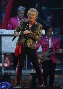 Rod Stewart, Bolton, Review, TotalNtertainment, Music, Stephen farrell