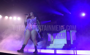 Lizzo, Manchester, Victoria Warehouse, TotalNtertainment, Stephen farrell, Review, Music