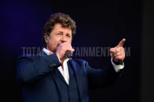 Michael Ball, Lytham, Music, TotalNtertainment, Stephen Farrell, Review, Hollywood Proms