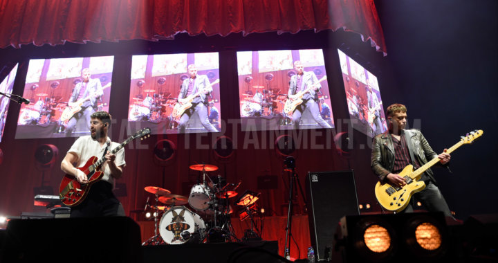 The Courteeners round off 2019 with a party in Manchester
