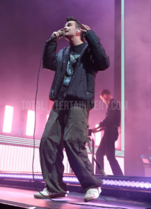 The 1975, First Direct Arena, Leeds, TotalNtertainment, Music, Review, Stephen Farrell