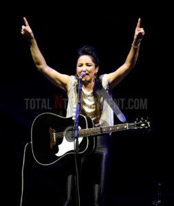 KT Tunstall, Manchester, Stephen Farrell, Music, Review, TotalNtertainment