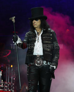 Alice Cooper, Manchester, Tour, Music, review, TotalNtertainment, Stephen Farrell