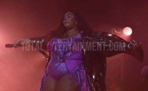 Lizzo, Manchester, Victoria Warehouse, TotalNtertainment, Stephen farrell, Review, Music