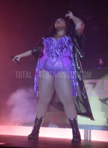 Lizzo, Manchester, Victoria Warehouse, TotalNtertainment, Stephen farrell, Review, Music