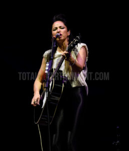 KT Tunstall, Manchester, Stephen Farrell, Music, Review, TotalNtertainment