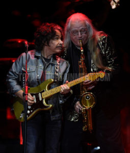 Daryl Hall, John Oates, Manchester, TotalNtertainment, Music, Review, Stephen Farrell