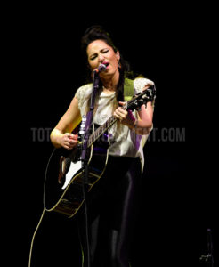 KT Tunstall, Manchester, Stephen Farrell, Music, Review, TotalNtertainment