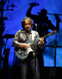 Daryl Hall, John Oates, Manchester, TotalNtertainment, Music, Review, Stephen Farrell