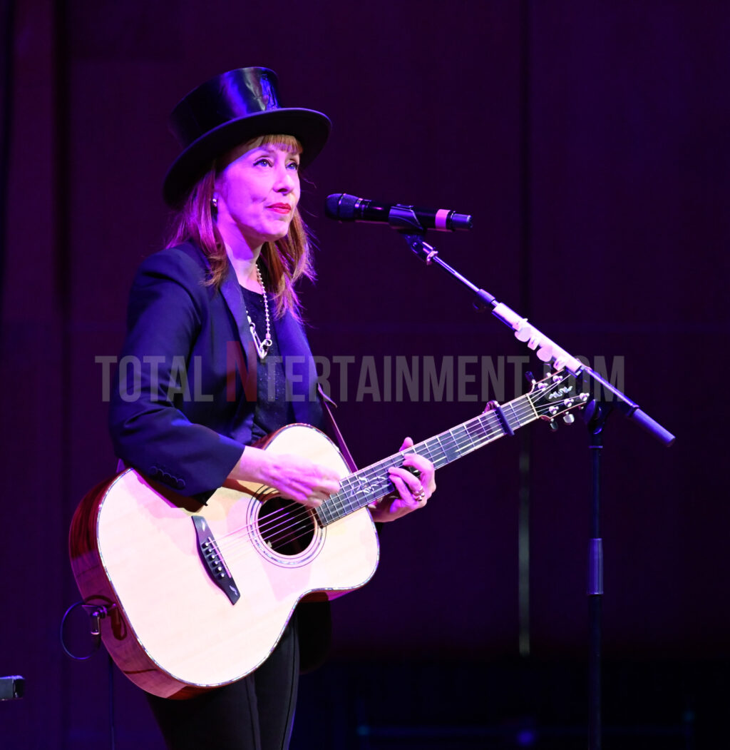 Live Event, Music, Stephen Farrell, Totalntertainment, Suzanne Vega, Music Photography, Manchester