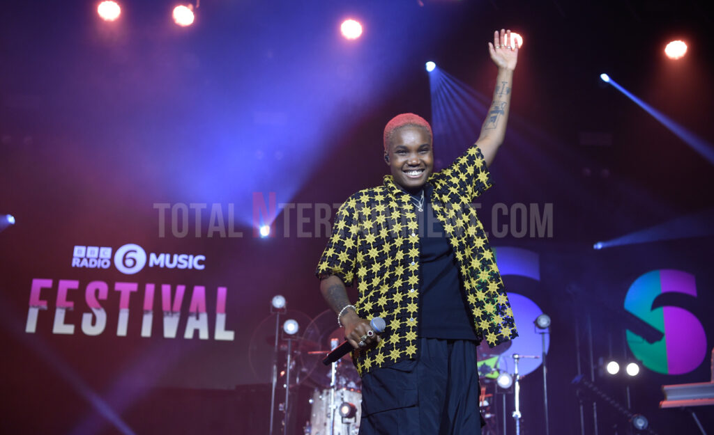 Live Event, Music, Stephen Farrell, Totalntertainment, Manchester, Arlo Parks, BBC Radio 6 Festival
