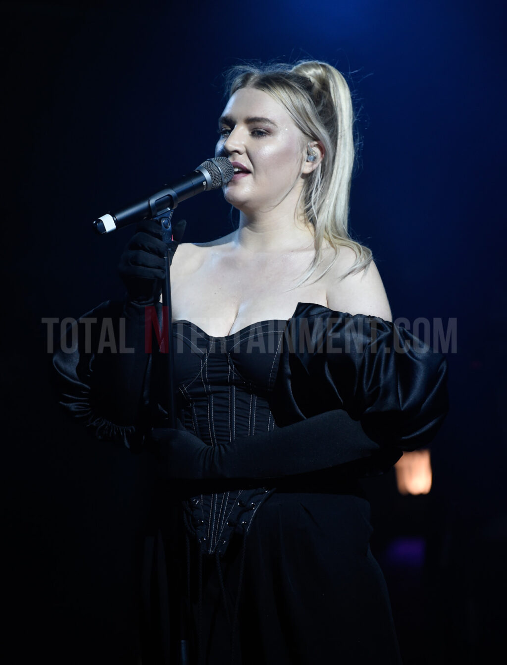 Self Esteem, Manchester, Gorilla, Stephen Farrell, TotalNtertainment, Music, Live Event