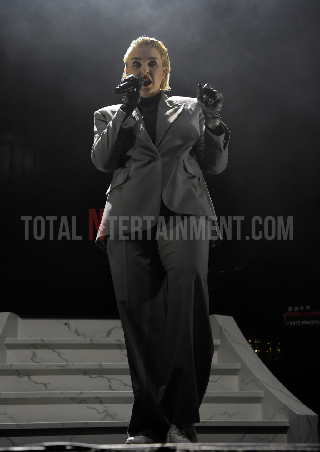 Live Event, Music, Stephen Farrell, Totalntertainment, Self Esteem, Manchester, Albert Hall