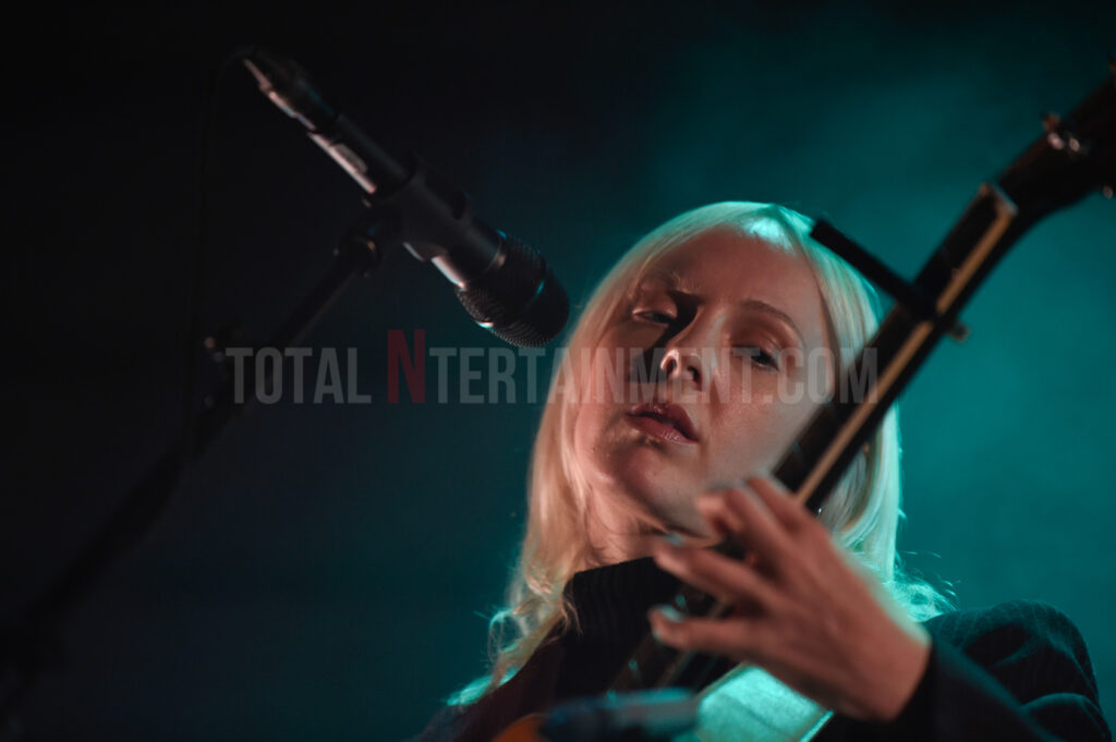 Laura Marling, Music, Live Event, Albert Hall, Manchester, Stephen Farrell, TotalNtertainment