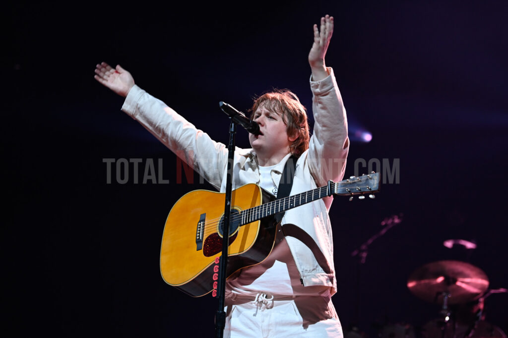 Live Event, Music, Stephen Farrell, Totalntertainment, Lewis Capaldi, Leeds, First Direct Arena