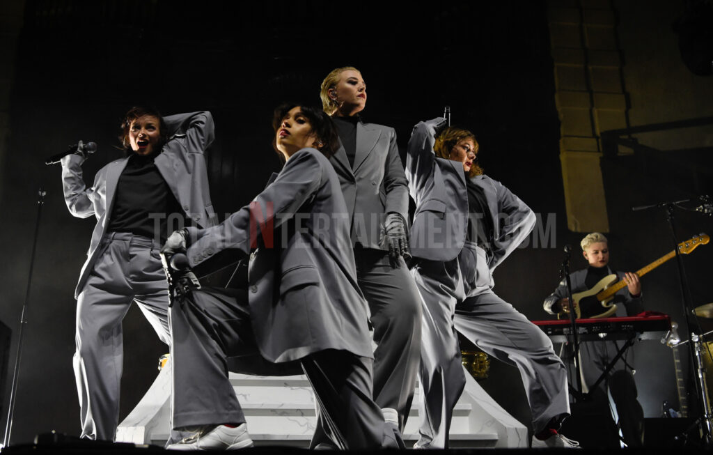 Live Event, Music, Stephen Farrell, Totalntertainment, Self Esteem, Manchester, Albert Hall