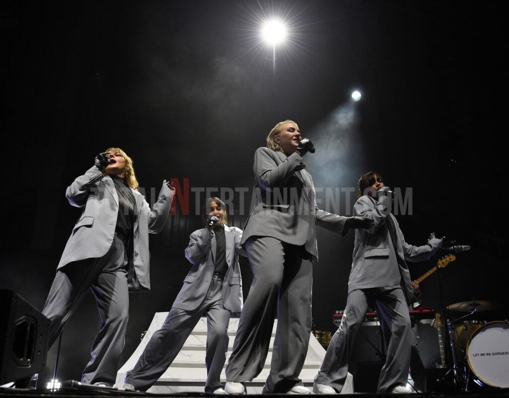 Live Event, Music, Stephen Farrell, Totalntertainment, Self Esteem, Manchester, Albert Hall