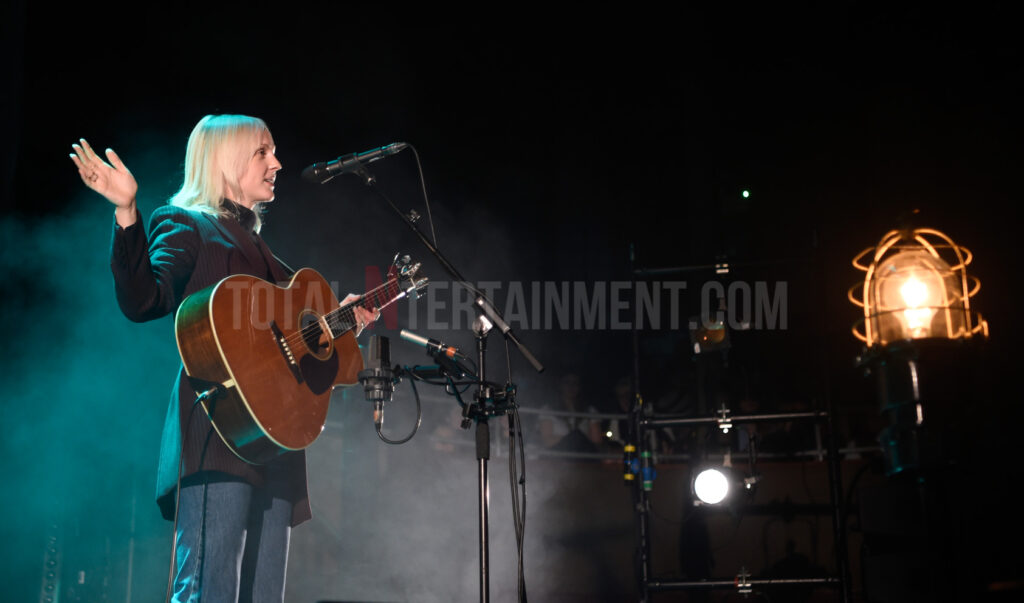 Laura Marling, Music, Live Event, Albert Hall, Manchester, Stephen Farrell, TotalNtertainment