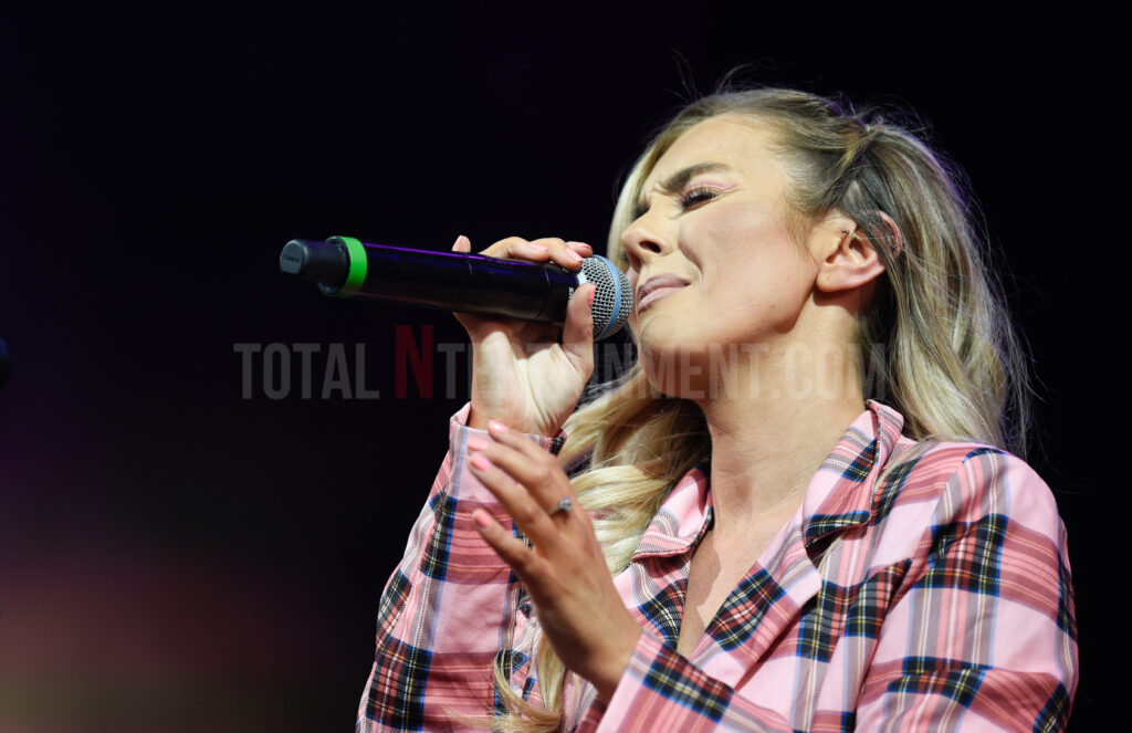Samantha Harvey, Wonderhall festival, Music News, Live Event, Stephen Farrell, TotalNtertainment, Review