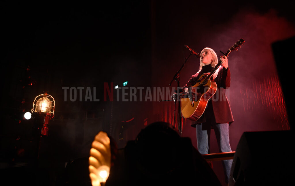 Laura Marling, Music, Live Event, Albert Hall, Manchester, Stephen Farrell, TotalNtertainment