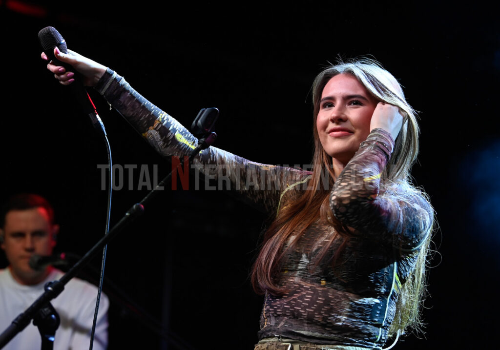 Live Event, Music, Stephen Farrell, Totalntertainment, Manchester, Mimi Webb, Music Photography