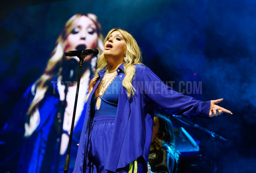 Ella Henderson, Music, Live Event, TotalNtertainment, Stephen Farrell, Manchester