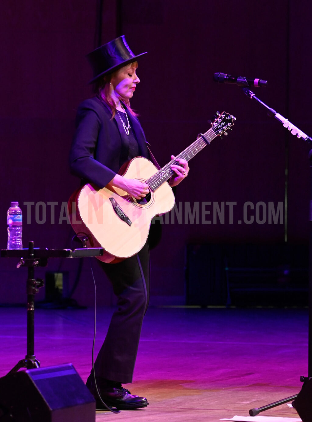 Live Event, Music, Stephen Farrell, Totalntertainment, Suzanne Vega, Music Photography, Manchester