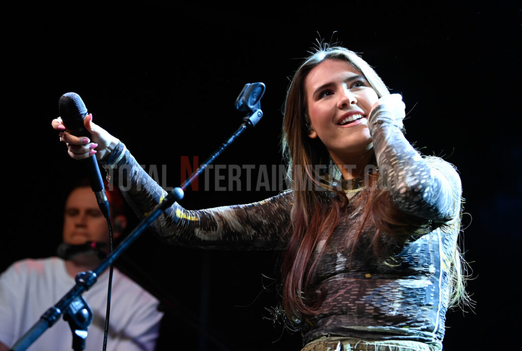 Live Event, Music, Stephen Farrell, Totalntertainment, Manchester, Mimi Webb, Music Photography