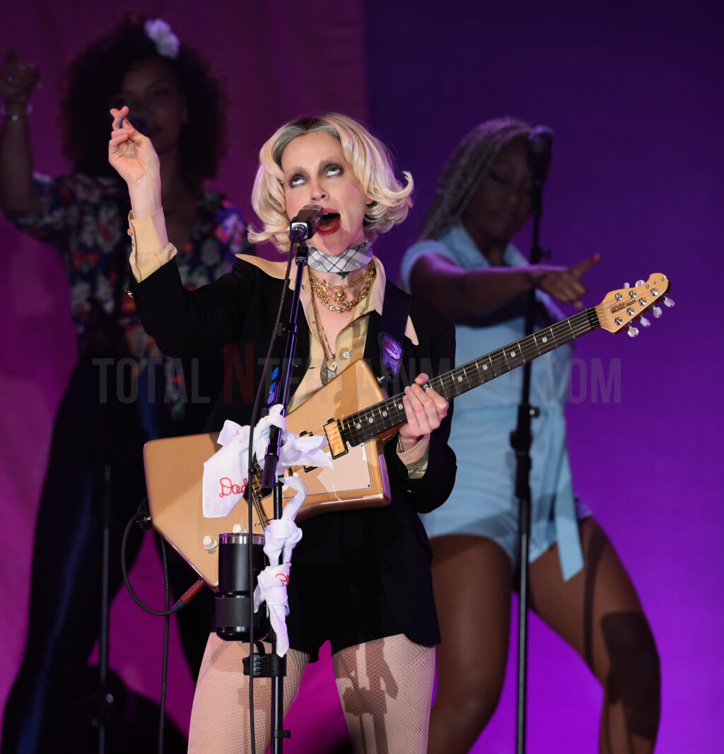 St Vincent, Music, Live Event, TotalNtertainment, Stephen Farrell, Manchester Academy