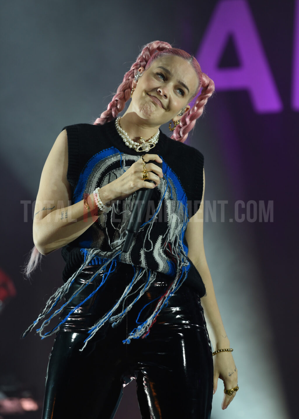 Anne Marie, Wonderhall festival, Music News, Live Event, Stephen Farrell, TotalNtertainment, Review