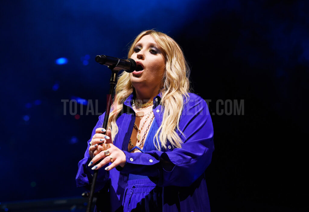 Ella Henderson, Music, Live Event, TotalNtertainment, Stephen Farrell, Manchester