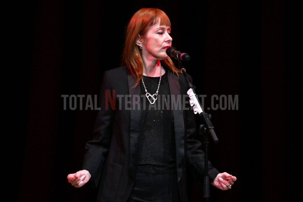 Live Event, Music, Stephen Farrell, Totalntertainment, Suzanne Vega, Music Photography, Manchester