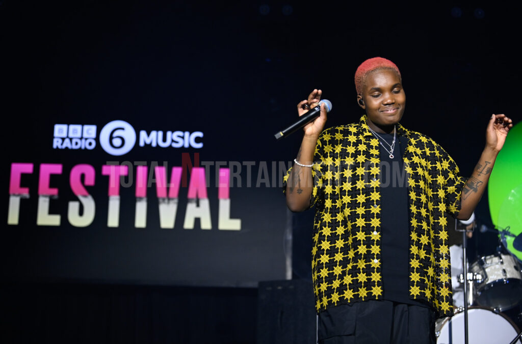 Live Event, Music, Stephen Farrell, Totalntertainment, Manchester, Arlo Parks, BBC Radio 6 Festival