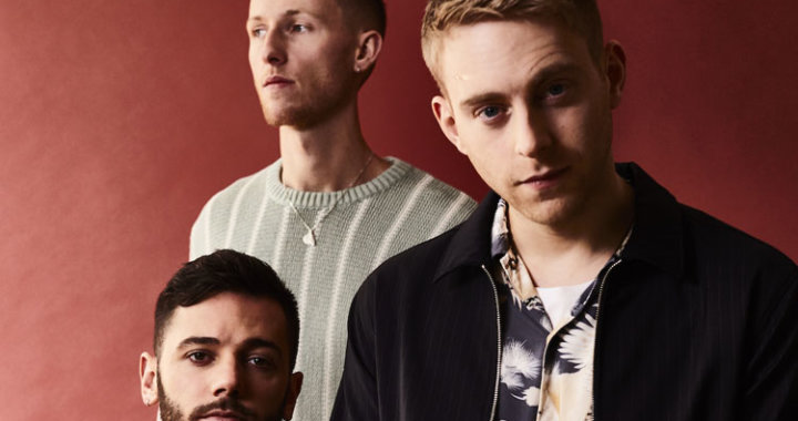 Yorkshire band FLAWES release live performance
