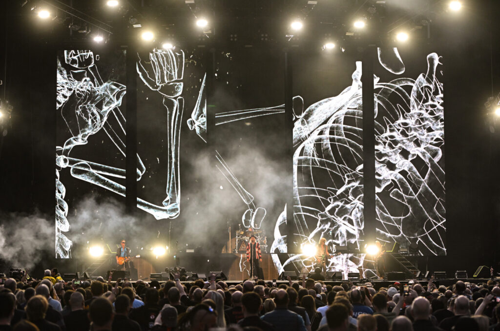 Def Leppard, Music News, Live Event, Sheffield, TotalNtertainment, Anthony Devlin
