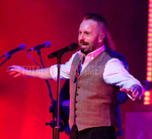 Alfie Boe, Manchester, Stephen Farrell, TotalNtertainment, Review, 