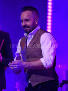 Alfie Boe, Manchester, Stephen Farrell, TotalNtertainment, Review, 