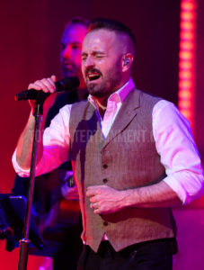 Alfie Boe, Manchester, Stephen Farrell, TotalNtertainment, Review, 